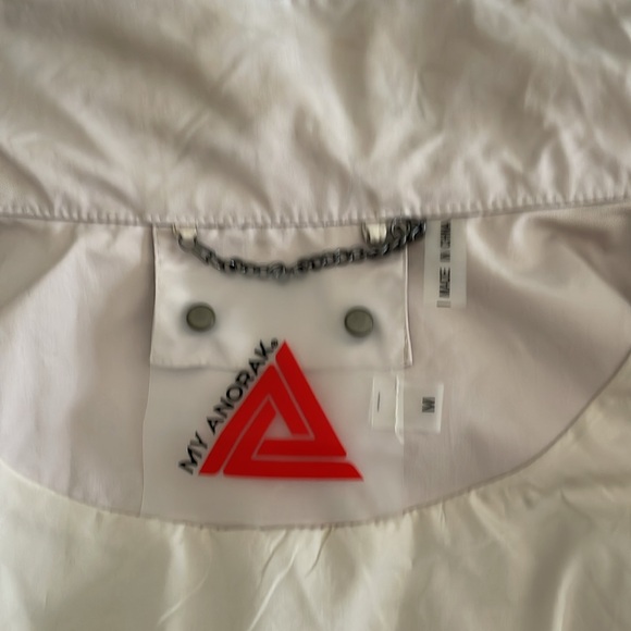 anorak jacket size medium sold out in most stores in great condition - Picture 9 of 11